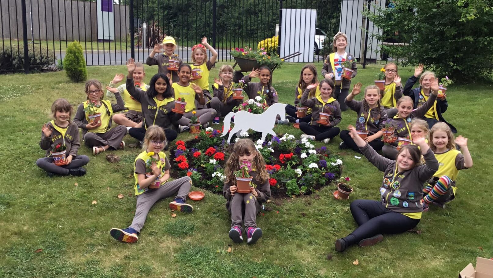 Mountview welcome their local Brownies group to help with annual gardening competition